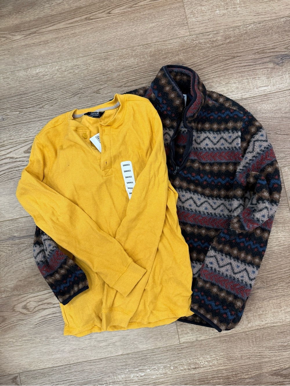 Men's Yellow Waffle-Knit Long Sleeve Henley Shirt with Sherpa Pullover